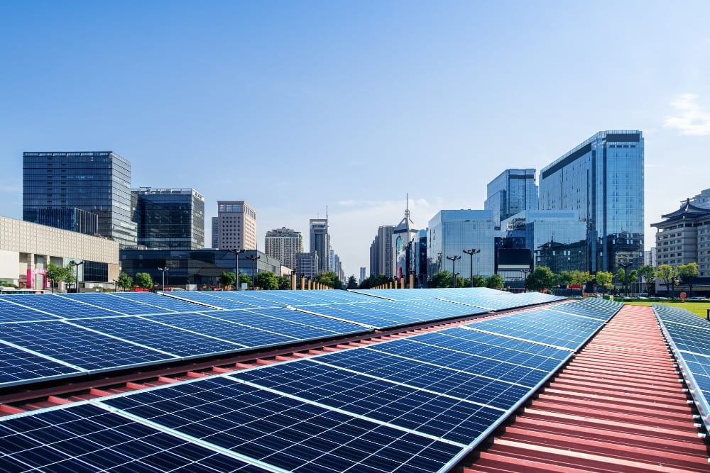 How Lebanese Businesses Eliminate Power Downtime with Hybrid Solar Systems